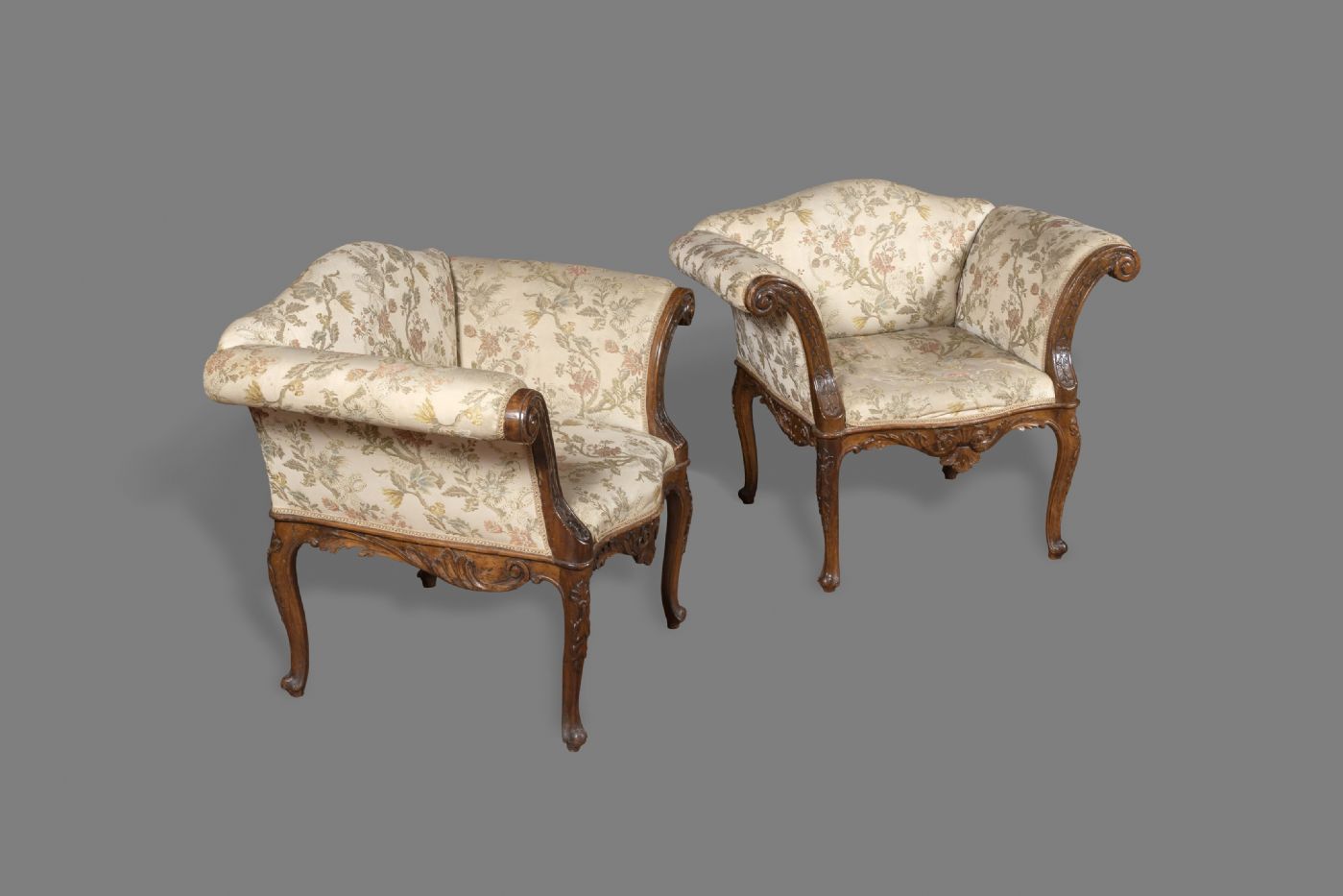 Elegantes und seltenes Paar Sessel, Lombardei, 18. Jh.